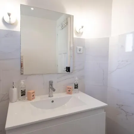 L1 Auguste Valensin 10 Min A Pied Mer Clim&wifi Nizza