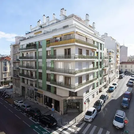 L1 Auguste Valensin 10 Min A Pied Mer Clim&wifi Apartmán