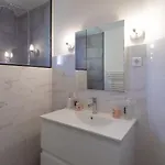 L1 Auguste Valensin 10 Min A Pied Mer Clim&wifi Appartement *